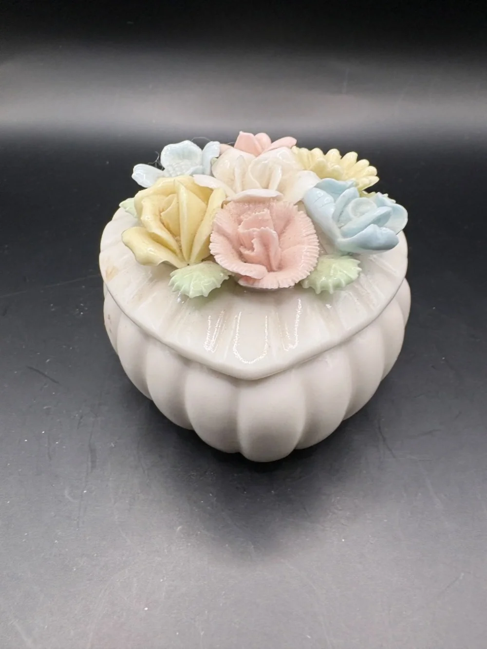 Vintage Flower Heart Shaped Trinket Box Ardalt Japan - Picture 5 of 5